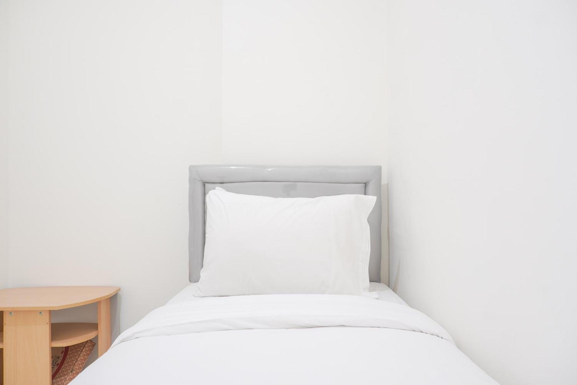 Luxury 2br At 8th Floor Menteng Square By Travelio * Jakarta